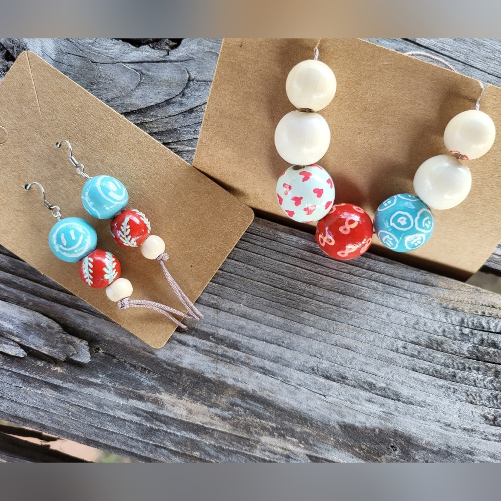 New Handmade Necklace and Earrings Set